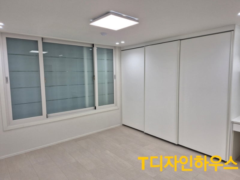 /user/t/tdesignhouse/editor/2511/4629870f7cc9a6cbda51dd601e7df51f_1762245710_7355.jpg 이미지크게보기