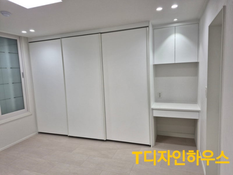 /user/t/tdesignhouse/editor/2511/4629870f7cc9a6cbda51dd601e7df51f_1762245710_806.jpg 이미지크게보기