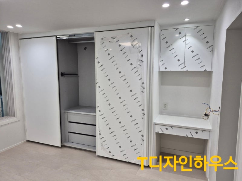 /user/t/tdesignhouse/editor/2511/4629870f7cc9a6cbda51dd601e7df51f_1762245710_9486.jpg 이미지크게보기