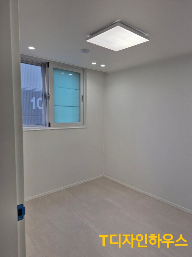 /user/t/tdesignhouse/editor/2511/4629870f7cc9a6cbda51dd601e7df51f_1762245933_7673.jpg 이미지크게보기