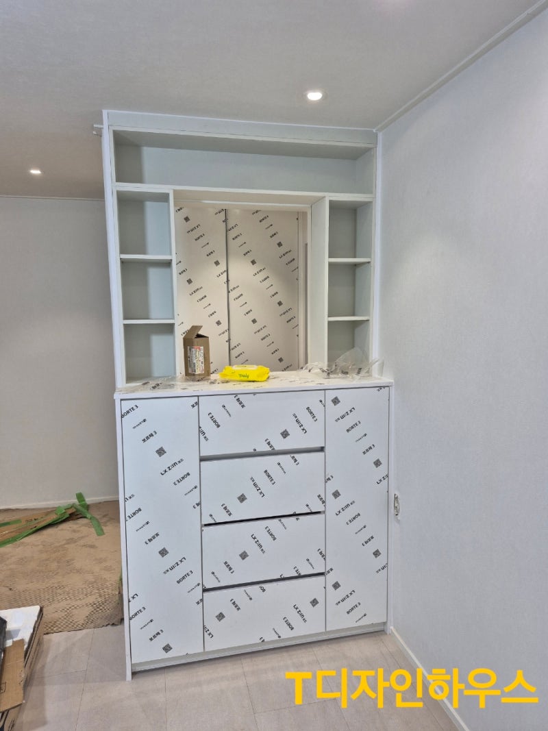 /user/t/tdesignhouse/editor/2511/4629870f7cc9a6cbda51dd601e7df51f_1762246045_3168.jpg 이미지크게보기