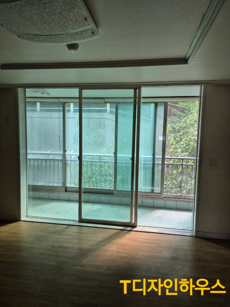 /user/t/tdesignhouse/editor/2511/4629870f7cc9a6cbda51dd601e7df51f_1762246303_2948.jpg 이미지크게보기