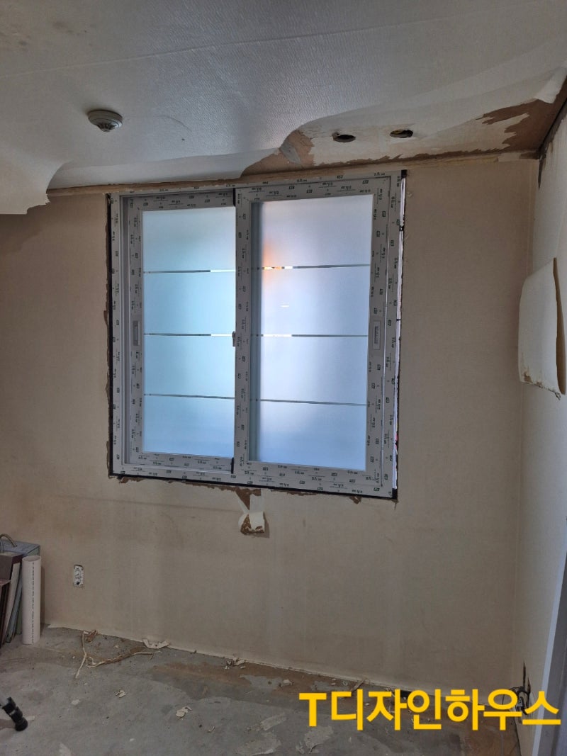 /user/t/tdesignhouse/editor/2511/4629870f7cc9a6cbda51dd601e7df51f_1762246309_6065.jpg 이미지크게보기